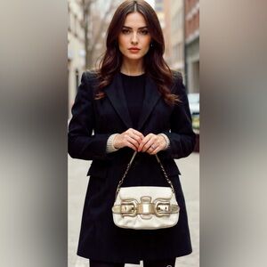 ✅Fendi💝B bis bag canvas gold leather trim🎉mint